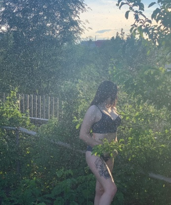 💋 Я - настоящая профессионалка с сексуальным опытом, готовая осуществить все ваши фантазии и желания! 🔥 Уверенно воплощу любые сценарии - от нежности и ласки до страсти и порока. 😈 Мои услуги ориентированы на долгие и насыщенные встречи, обещаю, что останетесь очень довольны! 💫 Обладаю умением создавать расслабляющую, эротическую атмосферу. Нежный массаж, французский, глубокий оральный секс и масса других удовольствий 👅💦 Только положительные отзывы от довольных клиентов! 🌹 На фото - настоящая я, без ретуши и обмана. Обещаю, что наша встреча будет уникальной и незабываемой! 💫 Смело пишите мне, и я окуну вас в море наслаждения и настоящей страсти. 💕 Жду тебя, мой дорогой, для незабываемых моментов в Москве. 🌃 Мирослава